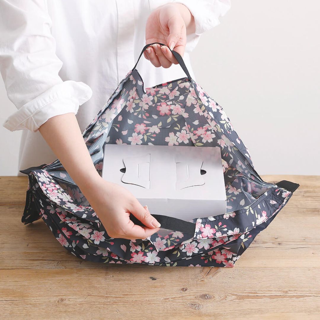 Shupatto Foldable Bag Sakura – opvouwbare tas M (15L) van polyester