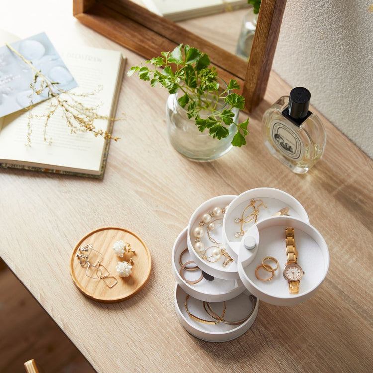 Yamazaki Tosca 5-laags sieraden bakjes