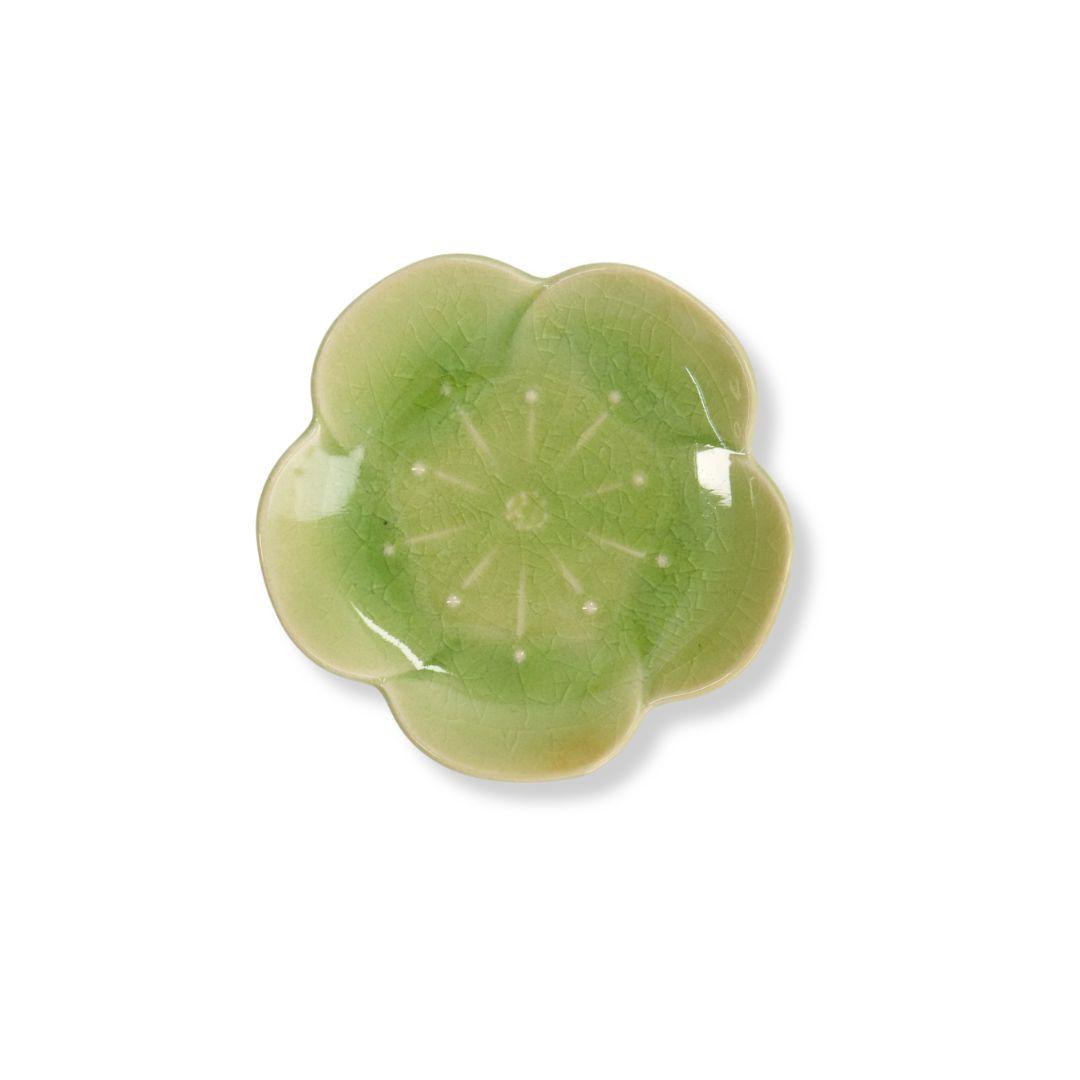 Japans bordje Mamezara Ume Flower Green