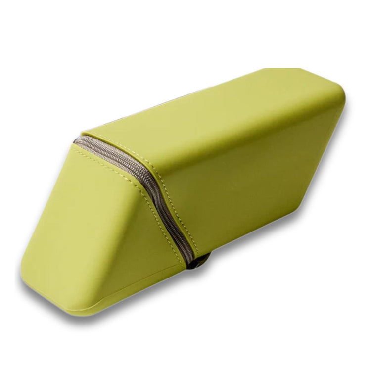 De Kakusta is een Japanse multifunctionele etui en pennenhouder.