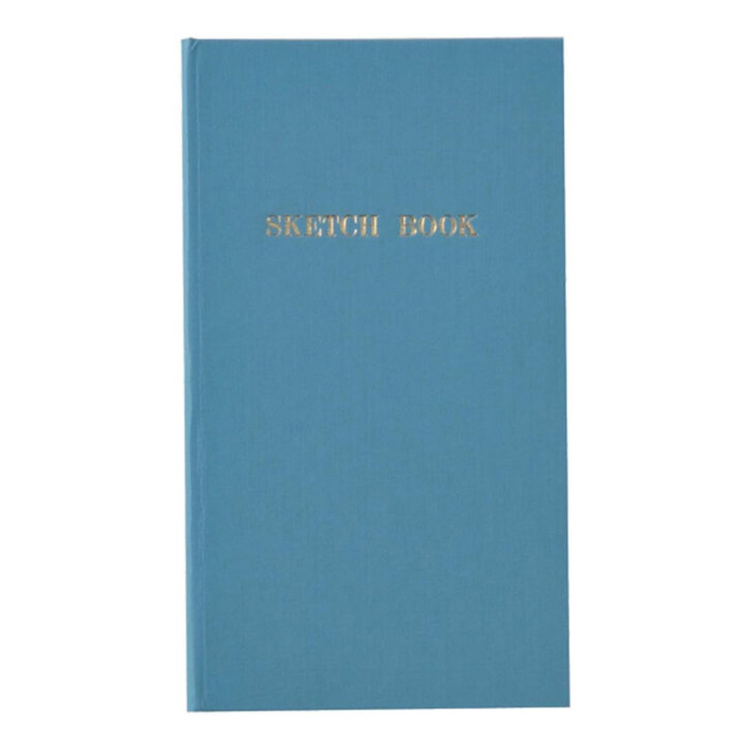 Kokuyo Sketch Book met minimalistische Japanse kaft, compact formaat en geruite pagina’s voor tekenen en notities.