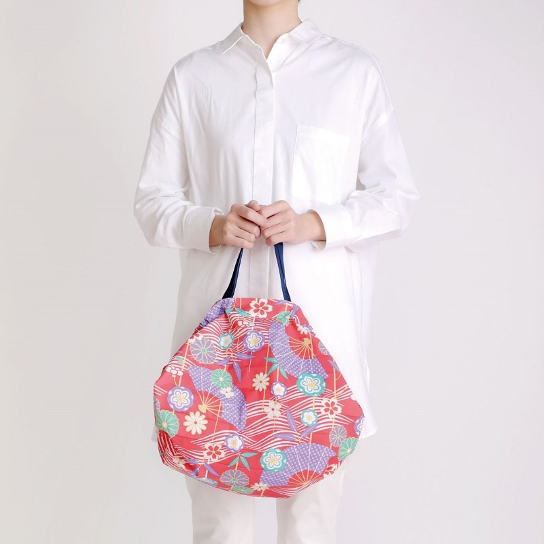Shupatto Foldable Bag Ougi – opvouwbare tas M (15L) van polyester